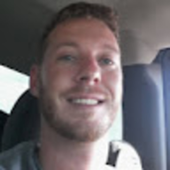Meet your Posher, Cody - Picture 1 of 1
